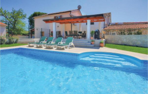 2 Bedroom Beautiful Home In Krnica